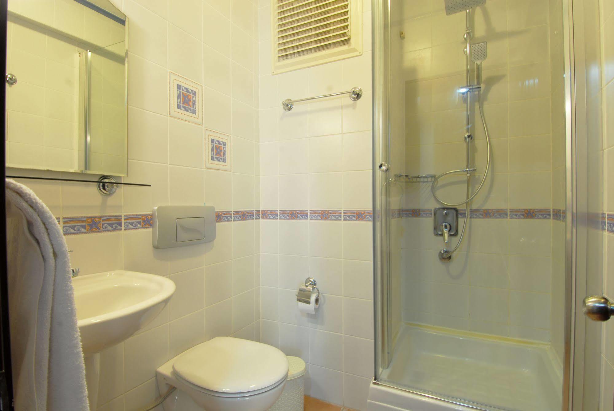 Danlin Hotel Gocek (Fethiye)